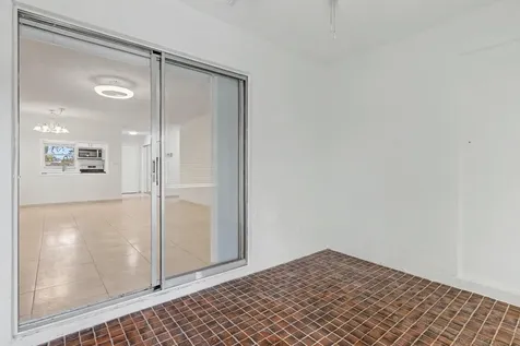 437 SW Natura Avenue Deerfield Beach FL 33441
