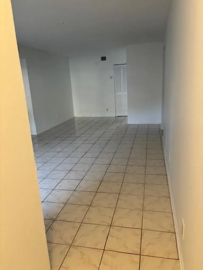 501 Gardens Drive Pompano Beach FL 33069