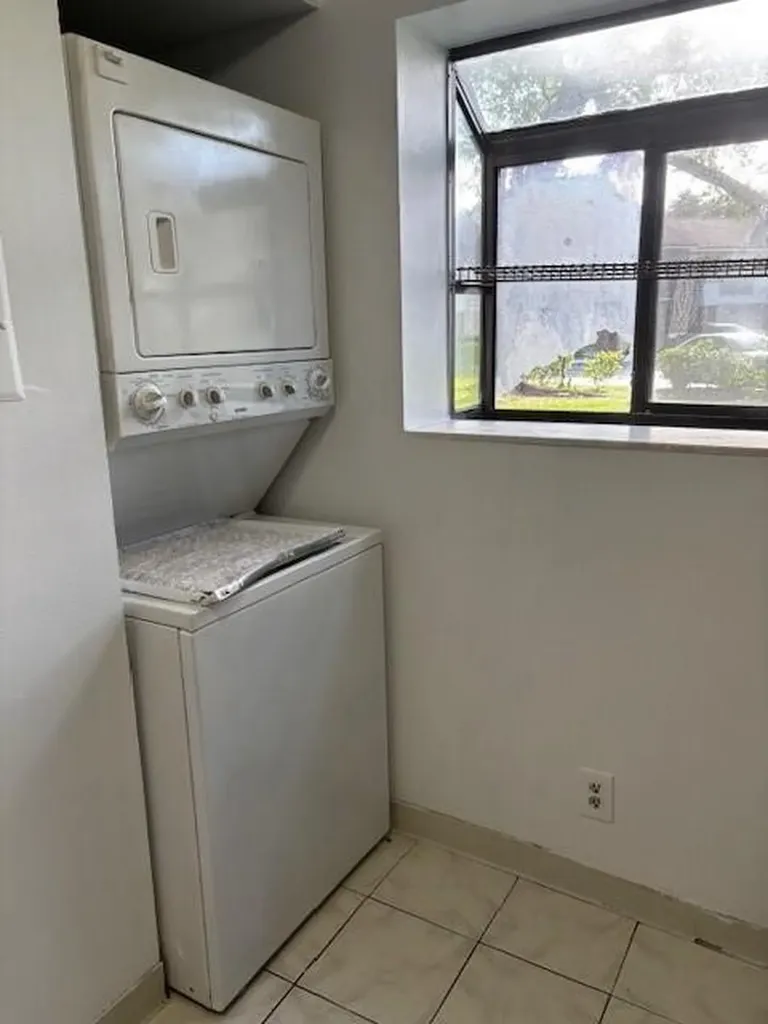 501 Gardens Drive Pompano Beach FL 33069
