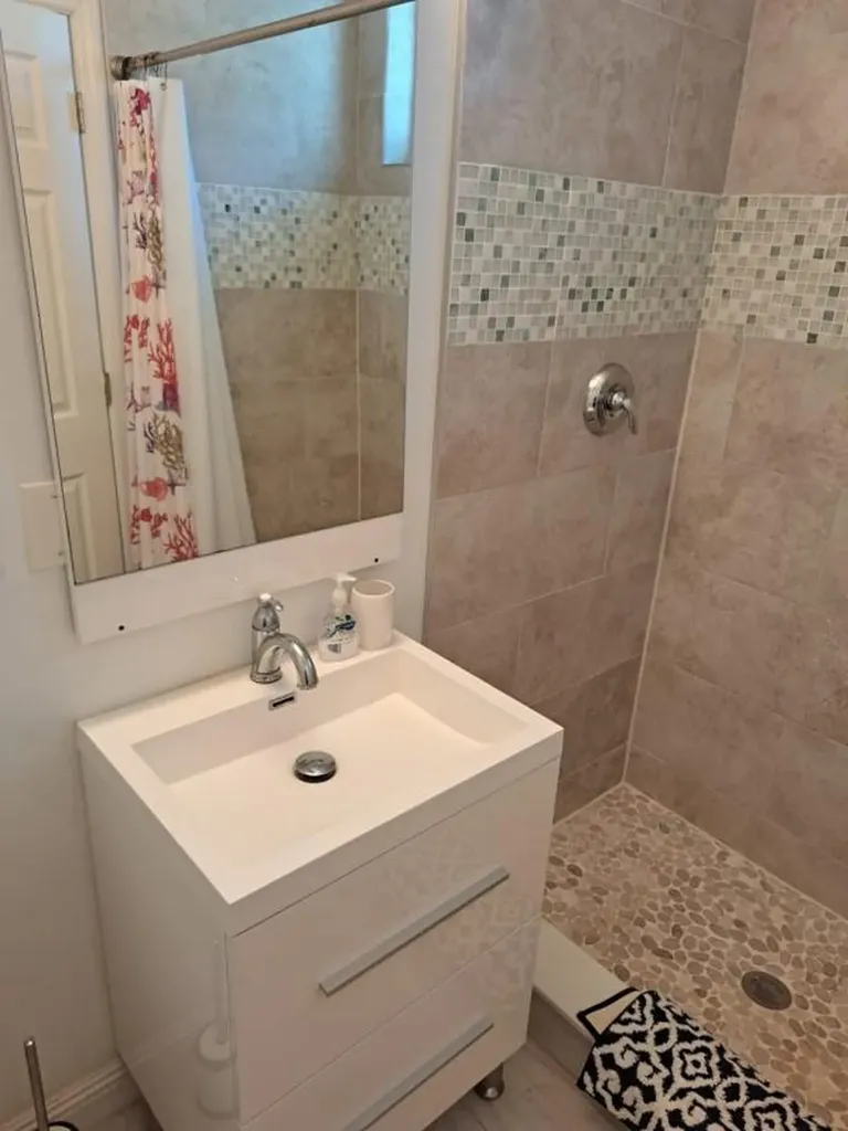 711 SE 16th Court Fort Lauderdale FL 33316