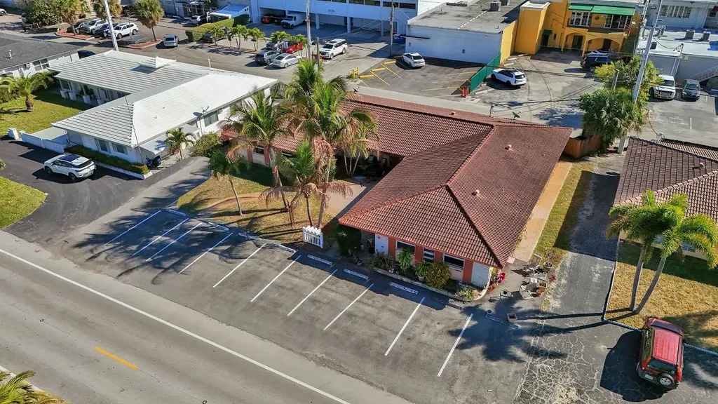 2732 NE 32 Street Fort Lauderdale FL 33306