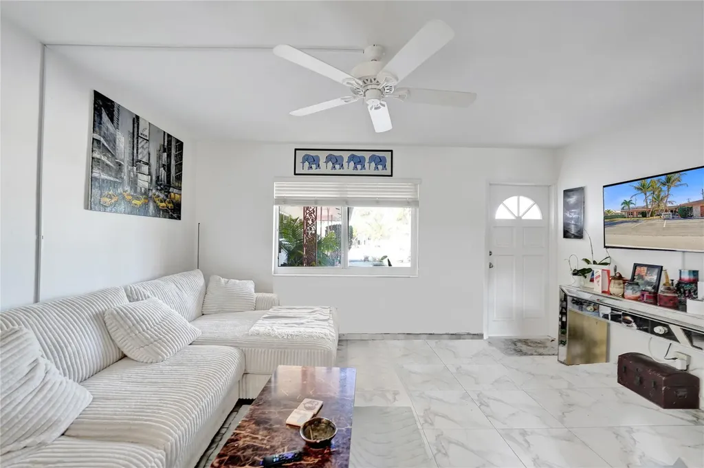 2732 NE 32 Street Fort Lauderdale FL 33306