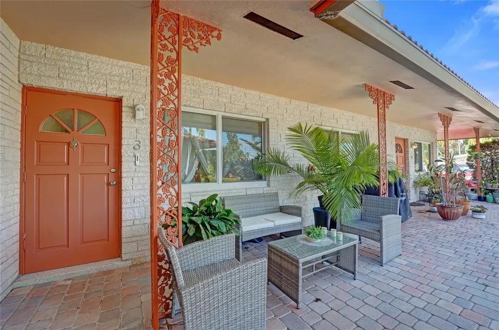 2732 NE 32 Street Fort Lauderdale FL 33306