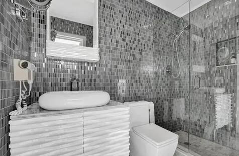 2830 NE 55th Street Fort Lauderdale FL 33308