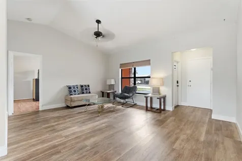 11841 NW 39th Place Sunrise FL 33323