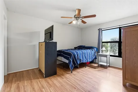 11841 NW 39th Place Sunrise FL 33323