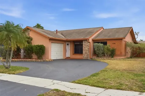 11841 NW 39th Place Sunrise FL 33323