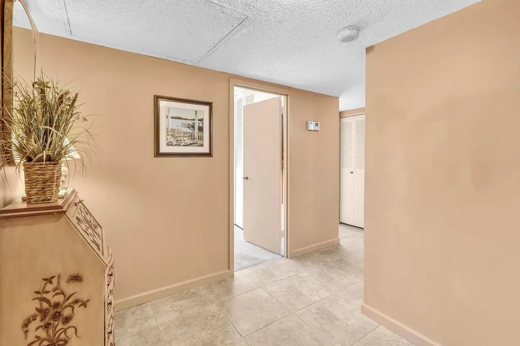 3233 NE 32nd Avenue Fort Lauderdale FL 33308