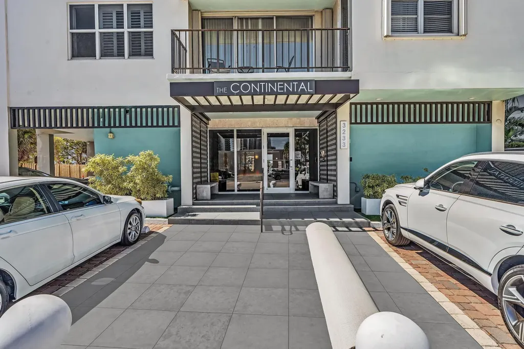 3233 NE 32nd Avenue Fort Lauderdale FL 33308