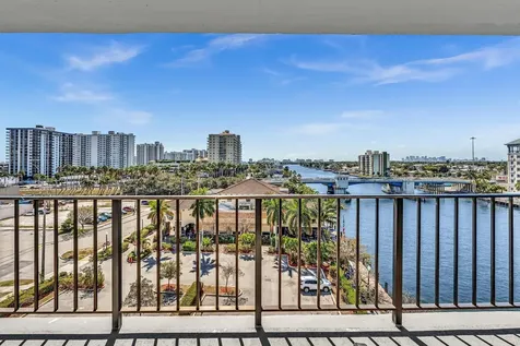 3233 NE 32nd Avenue Fort Lauderdale FL 33308
