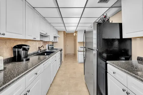 3233 NE 32nd Avenue Fort Lauderdale FL 33308