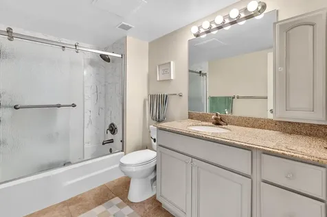 3233 NE 32nd Avenue Fort Lauderdale FL 33308