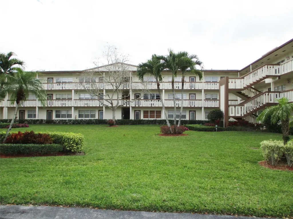 513 Mansfield M Boca Raton FL 33434