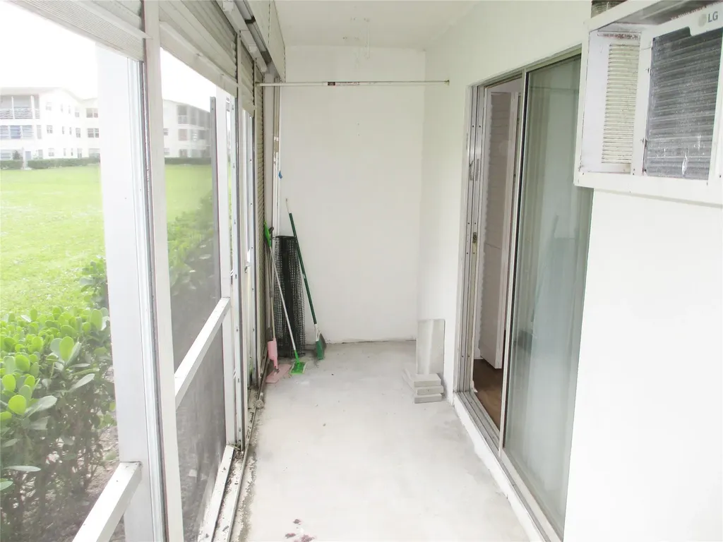 513 Mansfield M Boca Raton FL 33434