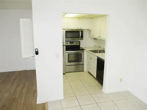 513 Mansfield M Boca Raton FL 33434
