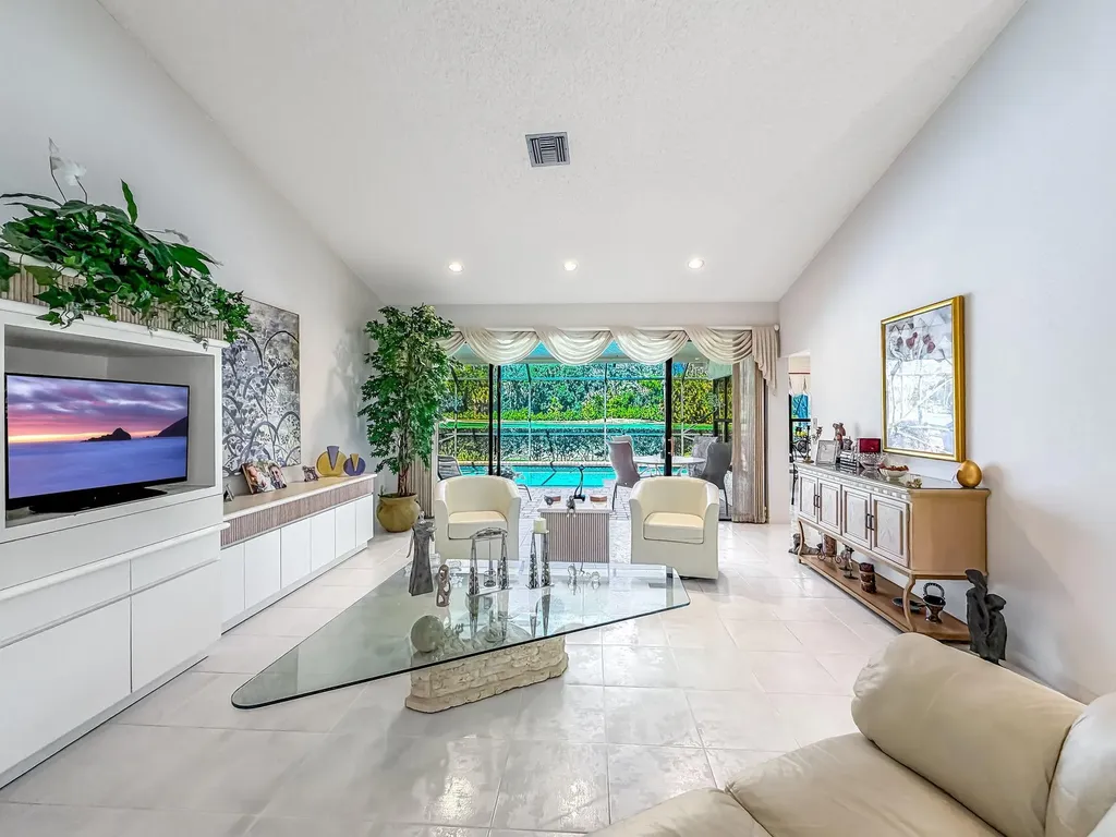 11105 Highland Circle Boca Raton FL 33428