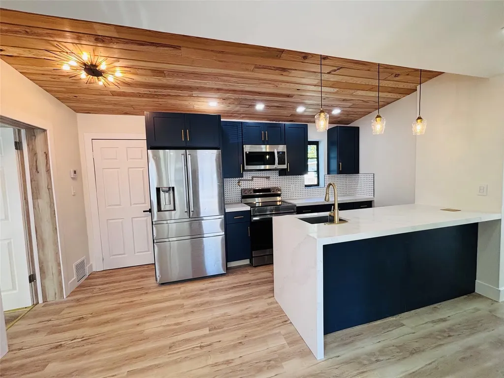 105 NW 28th Way Fort Lauderdale FL 33311