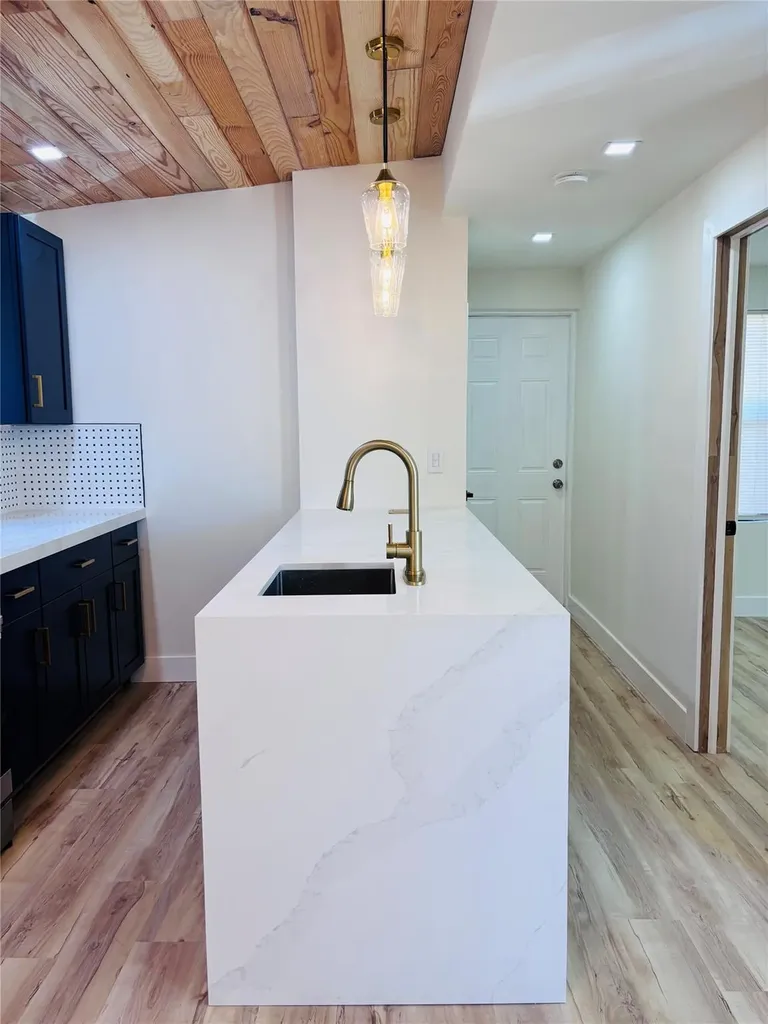 105 NW 28th Way Fort Lauderdale FL 33311