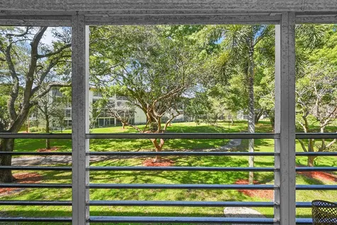 2403 Antigua Circle Coconut Creek FL 33066