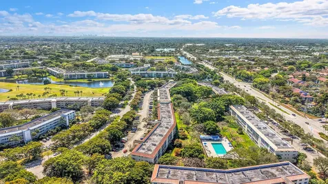 2403 Antigua Circle Coconut Creek FL 33066