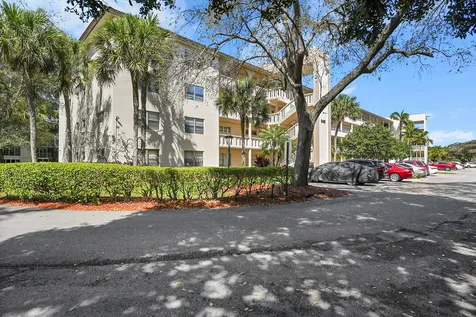 2403 Antigua Circle Coconut Creek FL 33066