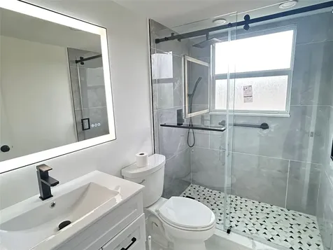 115 Ventnor F Deerfield Beach FL 33442