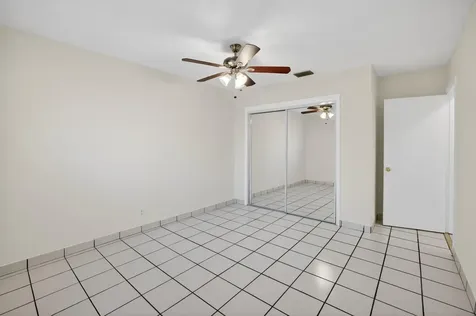 2500 SW 18th Terrace Fort Lauderdale FL 33315