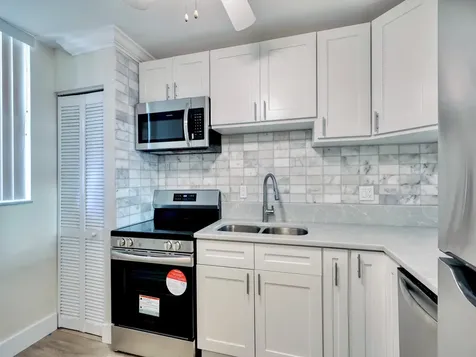 5300 NE 24th Terrace Fort Lauderdale FL 33308