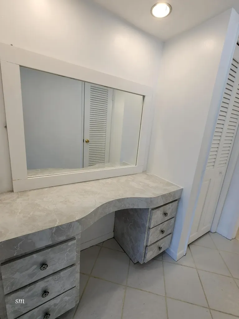 4900 Washington Street Hollywood FL 33021