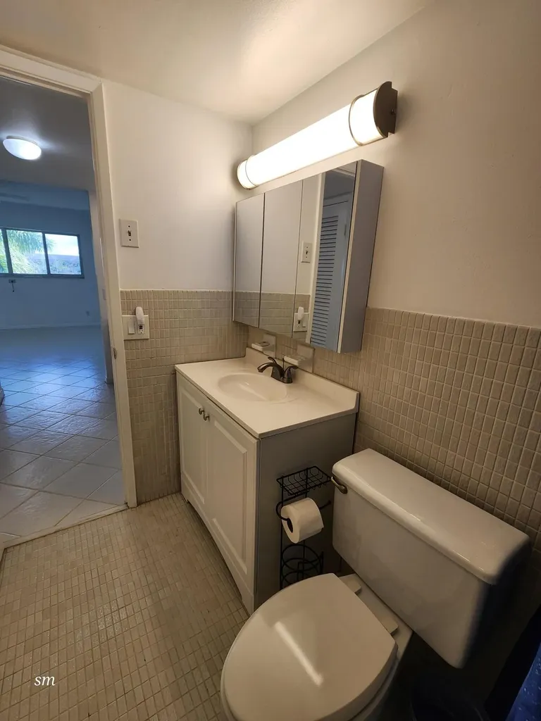 4900 Washington Street Hollywood FL 33021