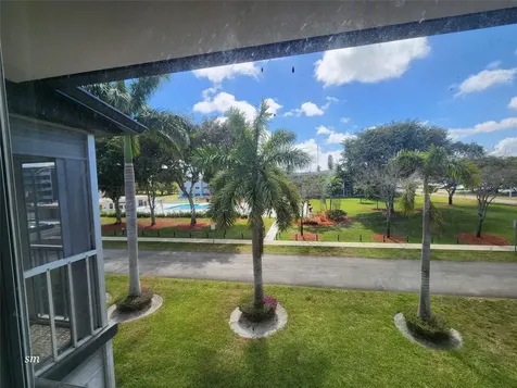 4900 Washington Street Hollywood FL 33021