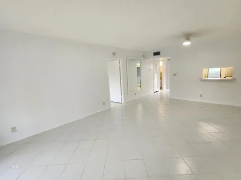 4900 Washington Street Hollywood FL 33021