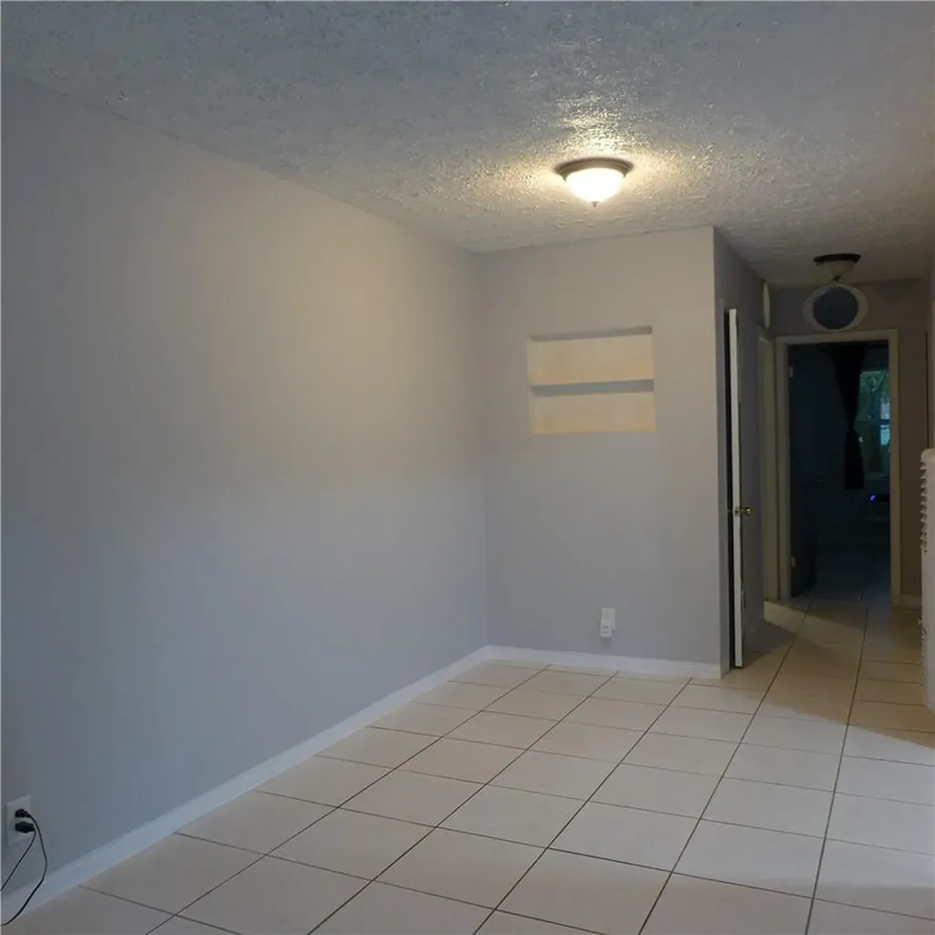 812 NE 15 Avenue Fort Lauderdale FL 33304