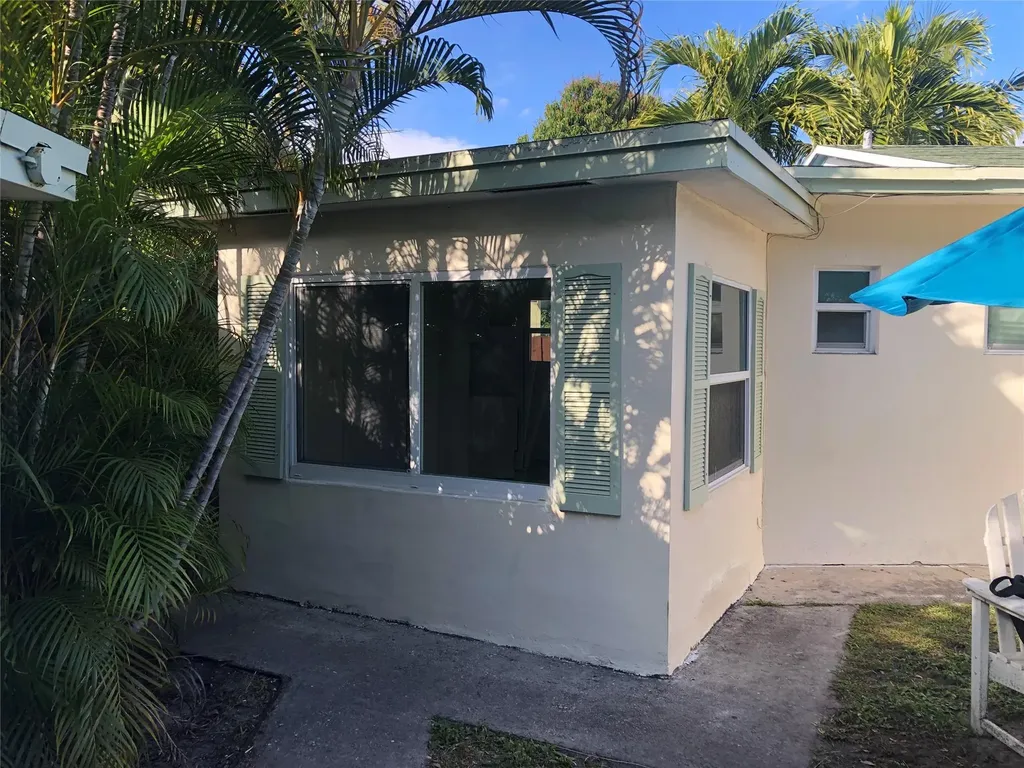 812 NE 15 Avenue Fort Lauderdale FL 33304