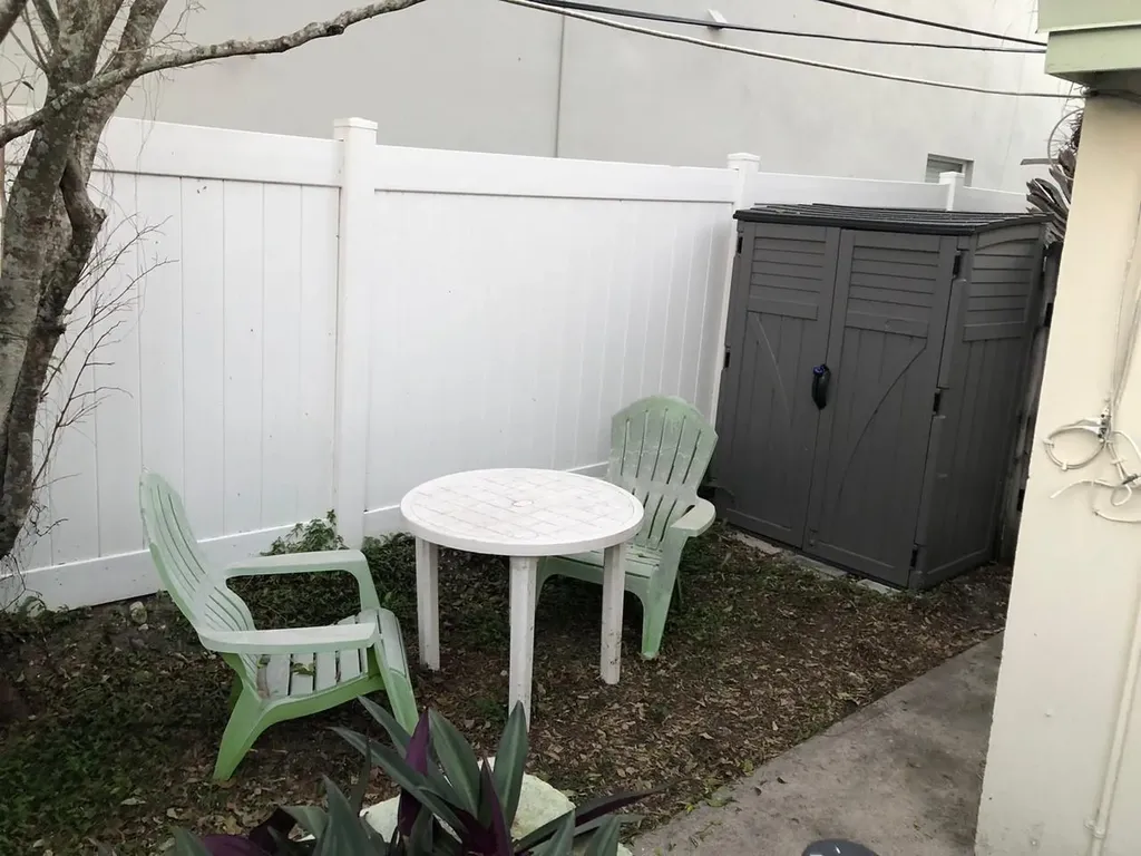812 NE 15 Avenue Fort Lauderdale FL 33304