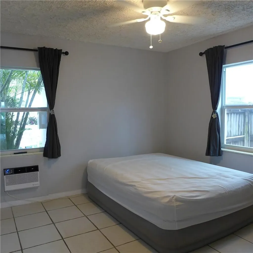 812 NE 15 Avenue Fort Lauderdale FL 33304