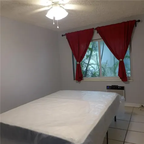 812 NE 15 Avenue Fort Lauderdale FL 33304