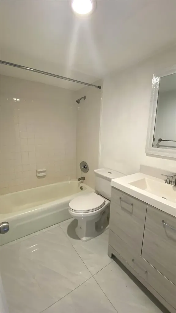 770 SE 2nd Avenue Deerfield Beach FL 33441