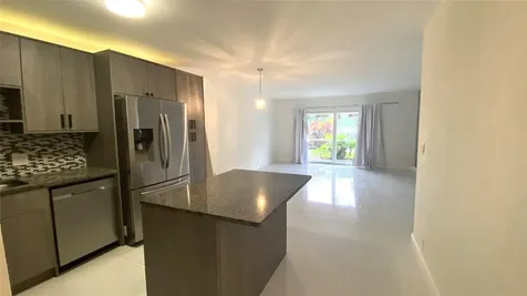 770 SE 2nd Avenue Deerfield Beach FL 33441