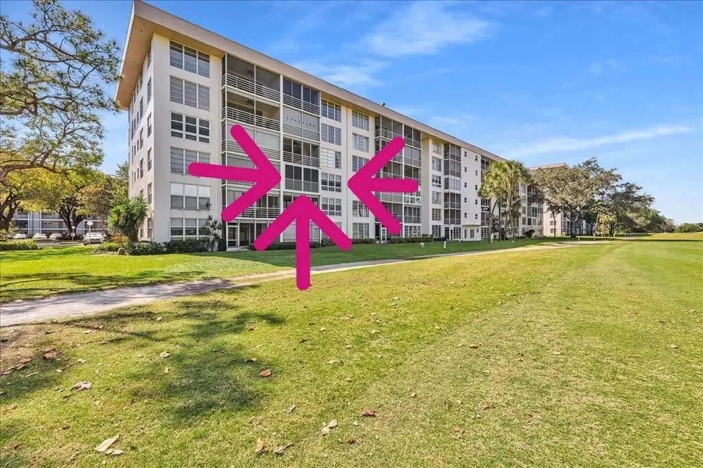 2651 S Course Drive Pompano Beach FL 33069