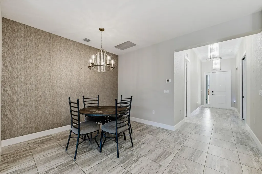 11717 SW Silver Creek Avenue Port St Lucie FL 34987