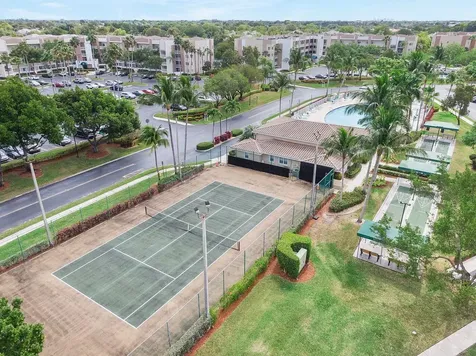 9511 Weldon Circle Tamarac FL 33321