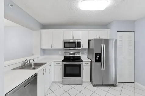 9511 Weldon Circle Tamarac FL 33321