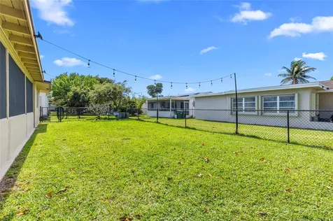 5607 NW 49th Avenue Tamarac FL 33319