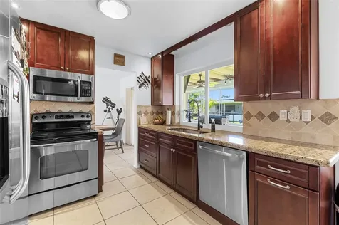5607 NW 49th Avenue Tamarac FL 33319