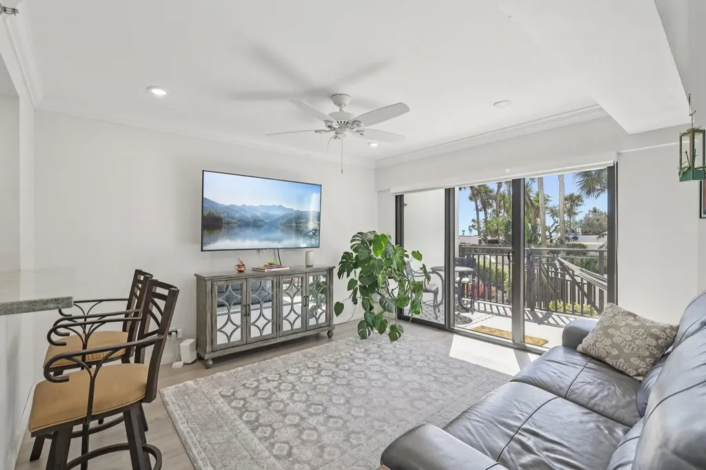 665 SE 21st Avenue Deerfield Beach FL 33441