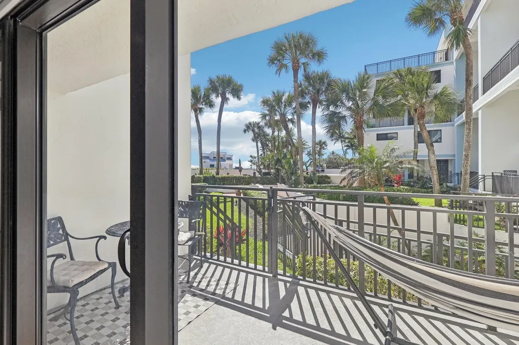 665 SE 21st Avenue Deerfield Beach FL 33441