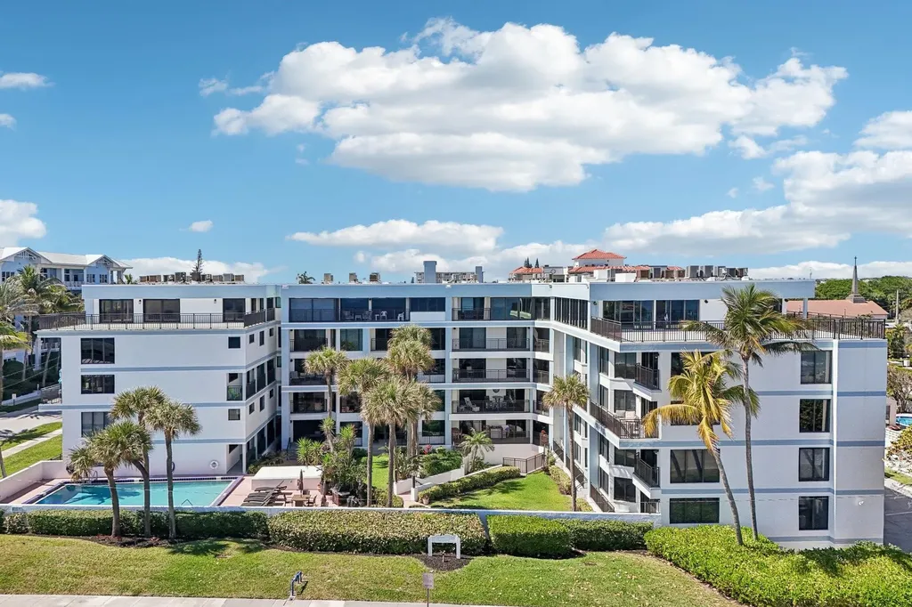 665 SE 21st Avenue Deerfield Beach FL 33441