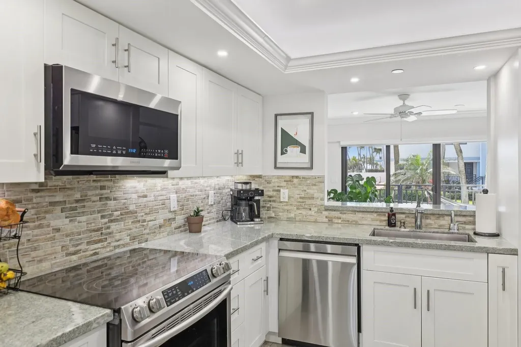 665 SE 21st Avenue Deerfield Beach FL 33441