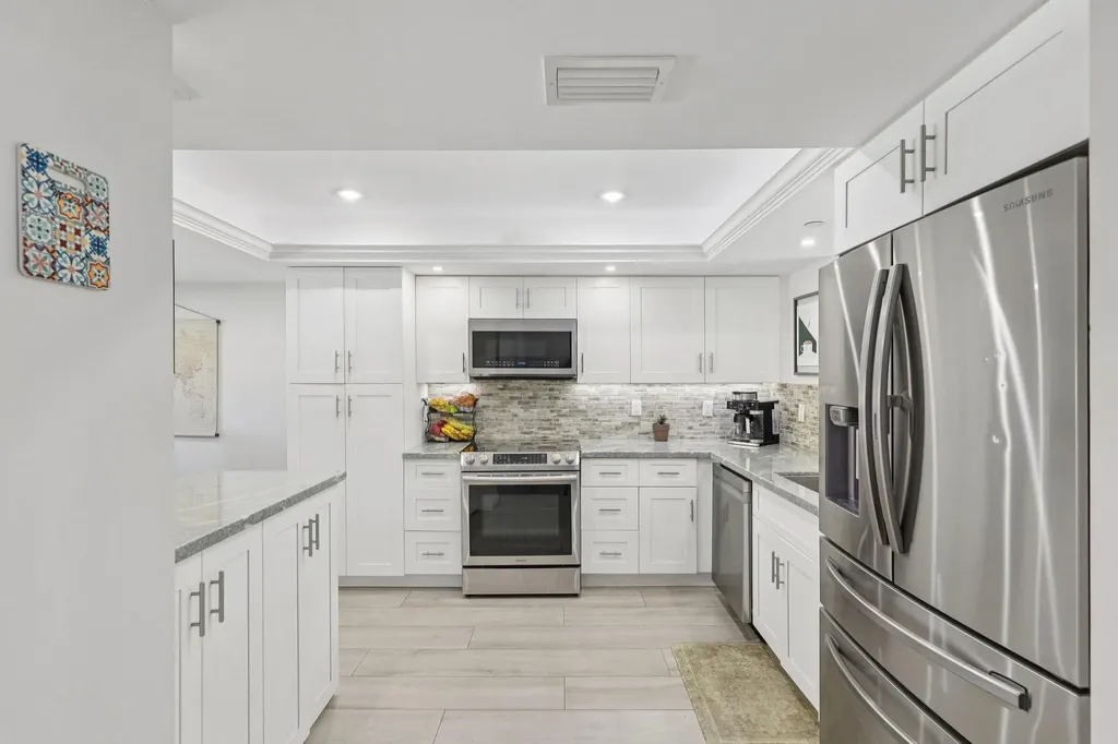 665 SE 21st Avenue Deerfield Beach FL 33441